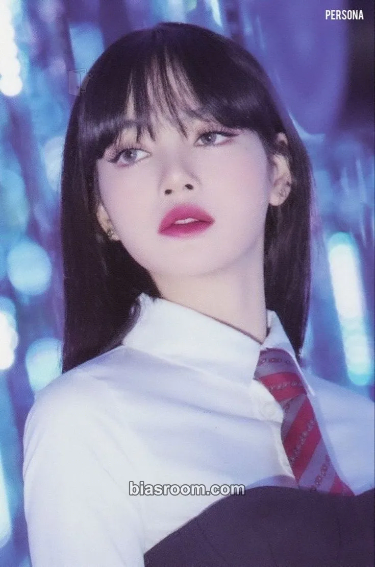 Lisa BLACKPINK 2021 'THE SHOW' LIVE CD Photocard - BLACKPINK - BLACKPINK K-pop photocard
