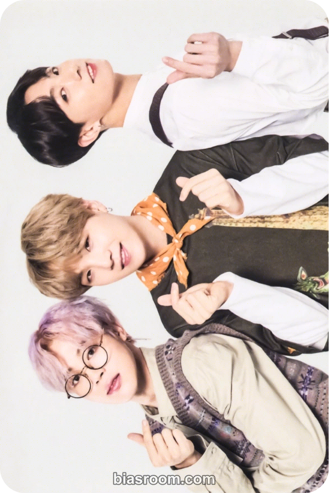 5th Muster - Magic Shop Photocard - BTS - BTS K-pop photocard
