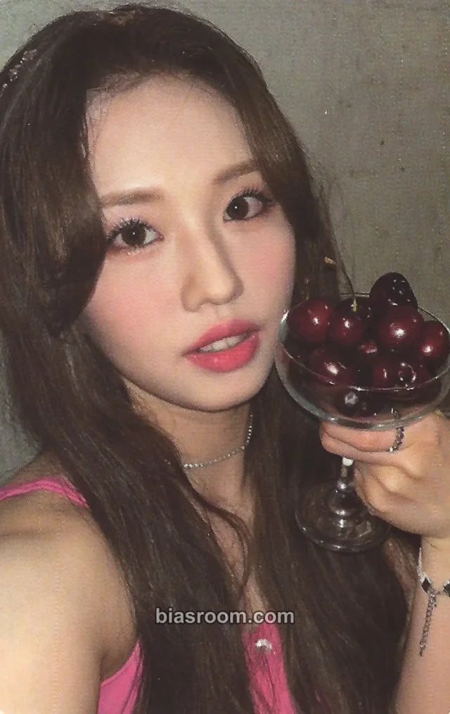 ILY:1 - Hana - Que Sera Sera Album album photocard