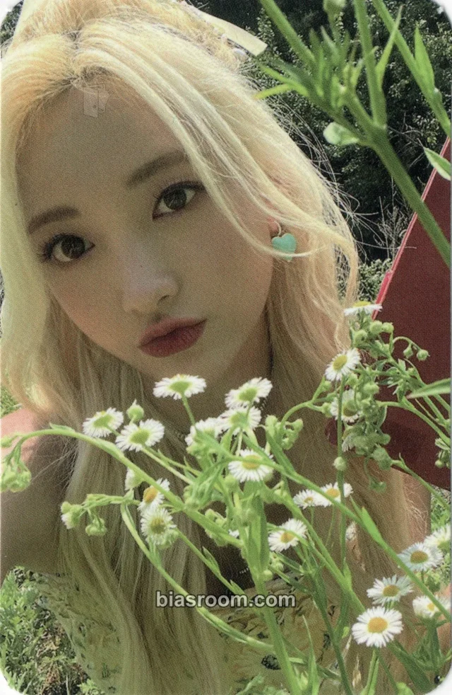 ILY:1 - Rona - Que Sera Sera Album album photocard