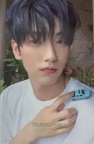 Soobin The Star Chapter: Sanctuary Photocard - TOMORROW X TOGETHER - TOMORROW X TOGETHER K-pop photocard
