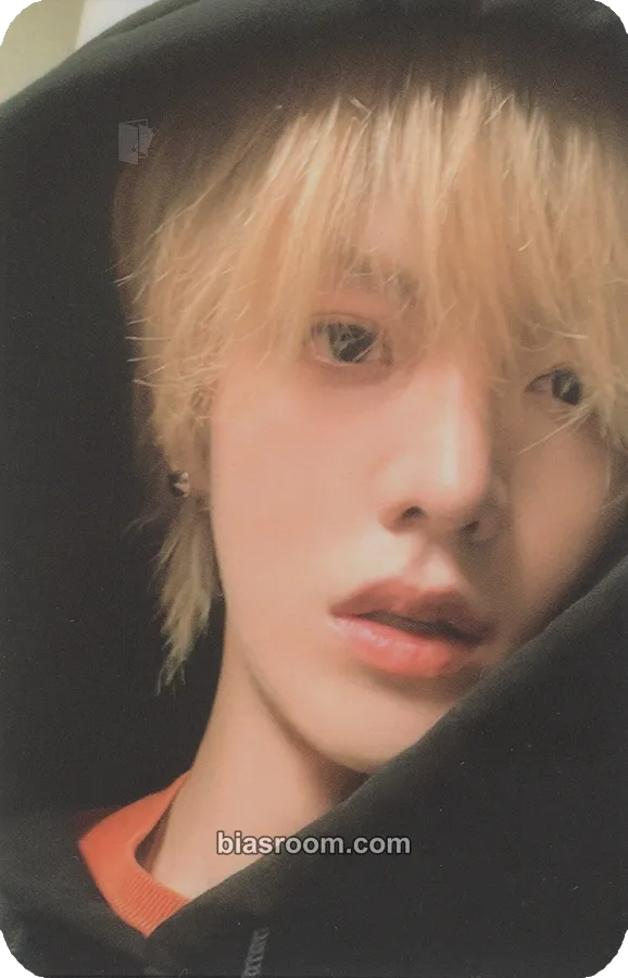 Yuta 2 BADDIES MD Photocard - NCT 127 - NCT 127 K-pop photocard