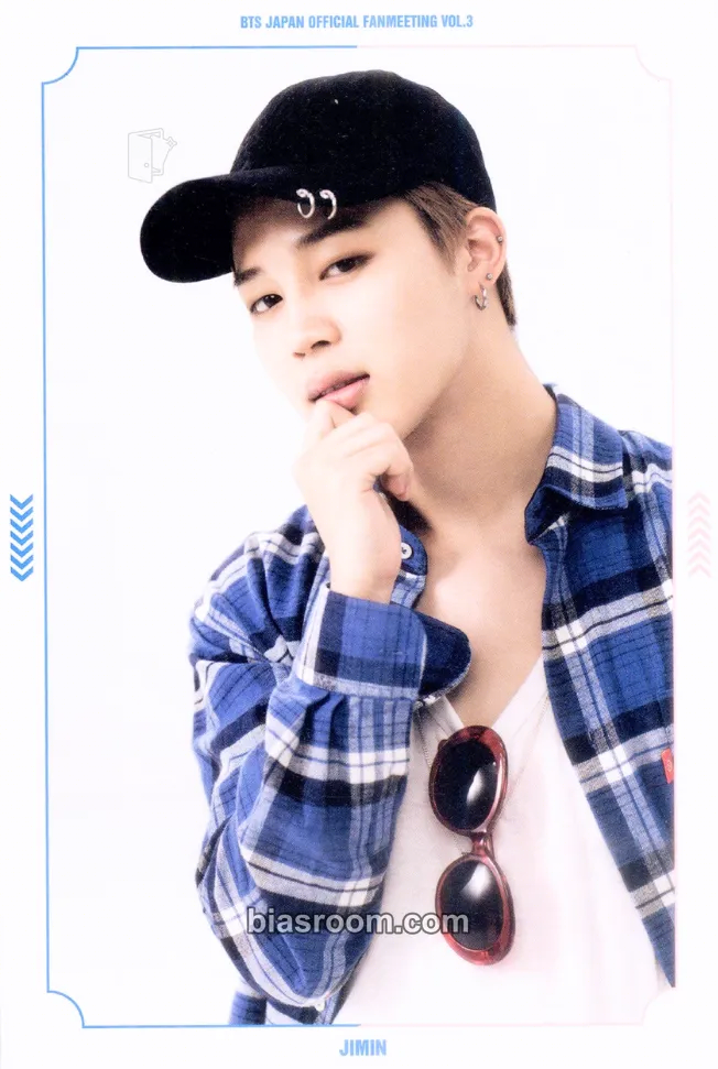 Jimin Japan Official Fanmeeting Vol.3 - Reaching You (Kimi Ni Todoku) Photocard - BTS - BTS K-pop photocard