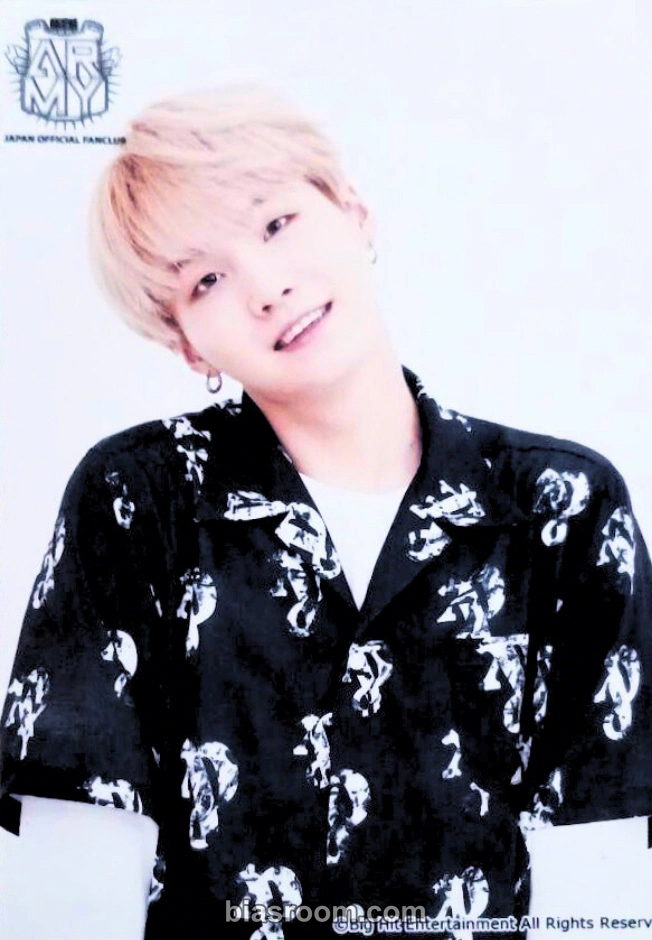 SUGA Japan Official Fanmeeting Vol.3 - Reaching You (Kimi Ni Todoku) Photocard - BTS - BTS K-pop photocard