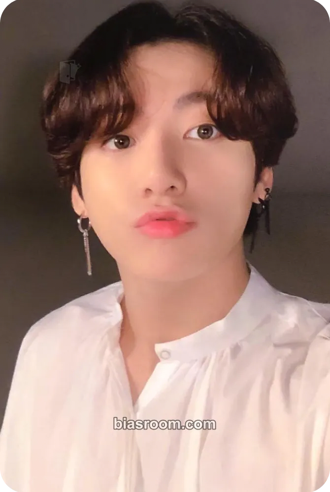 Jungkook Japan Official Fanmeeting Vol.5 - Magic Shop Photocard - BTS - BTS K-pop photocard