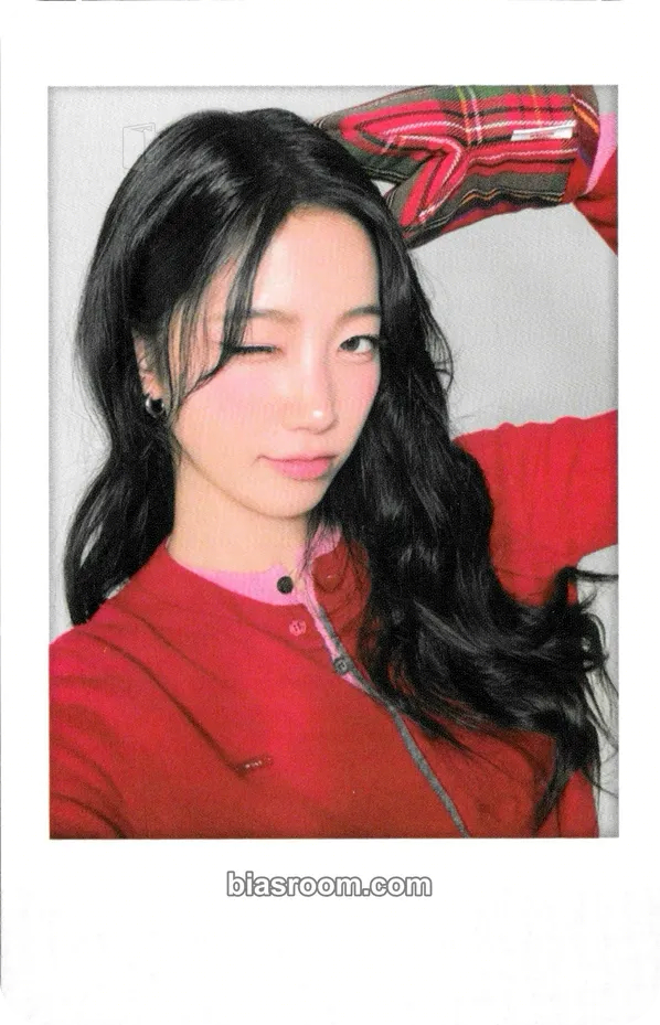 Kazuha HOT Photocard - LE SSERAFIM - LE SSERAFIM K-pop photocard