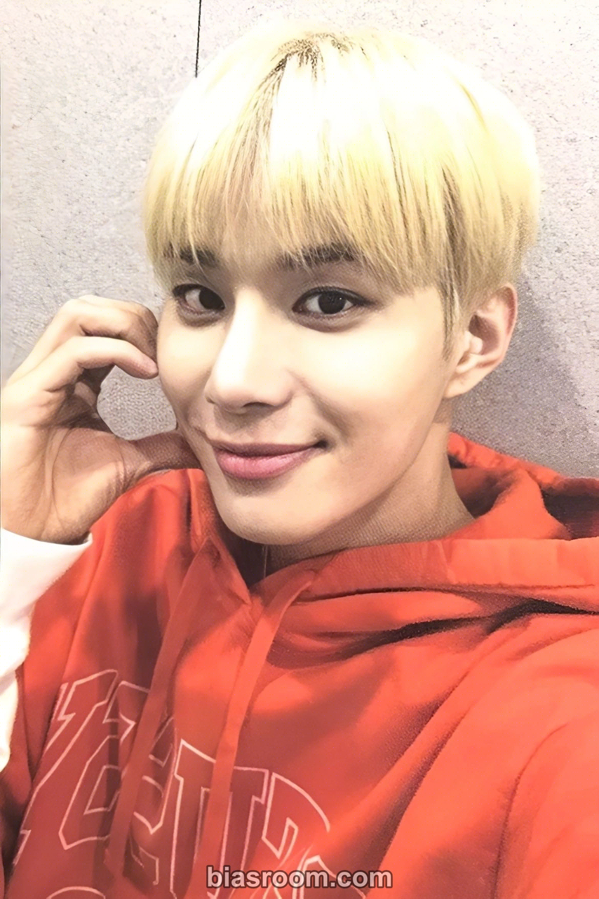 Jungwoo Walk Photocard - NCT 127 - NCT 127 K-pop photocard