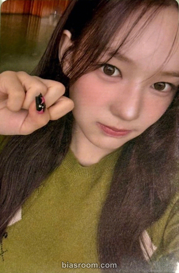 Ryu Sarang N/a Photocard - izna - izna K-pop photocard