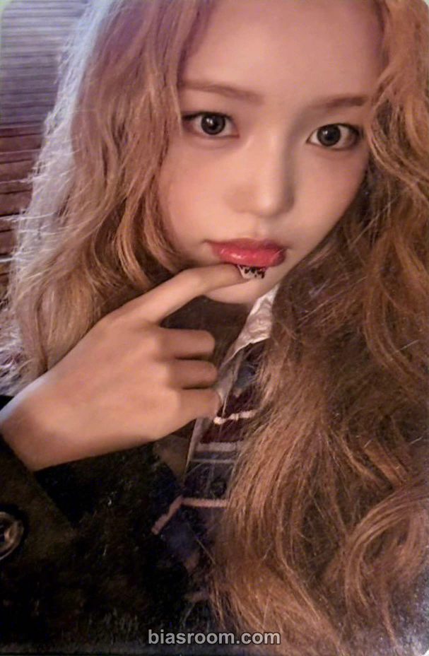 Jeong Saebi N/a Photocard - izna - izna K-pop photocard