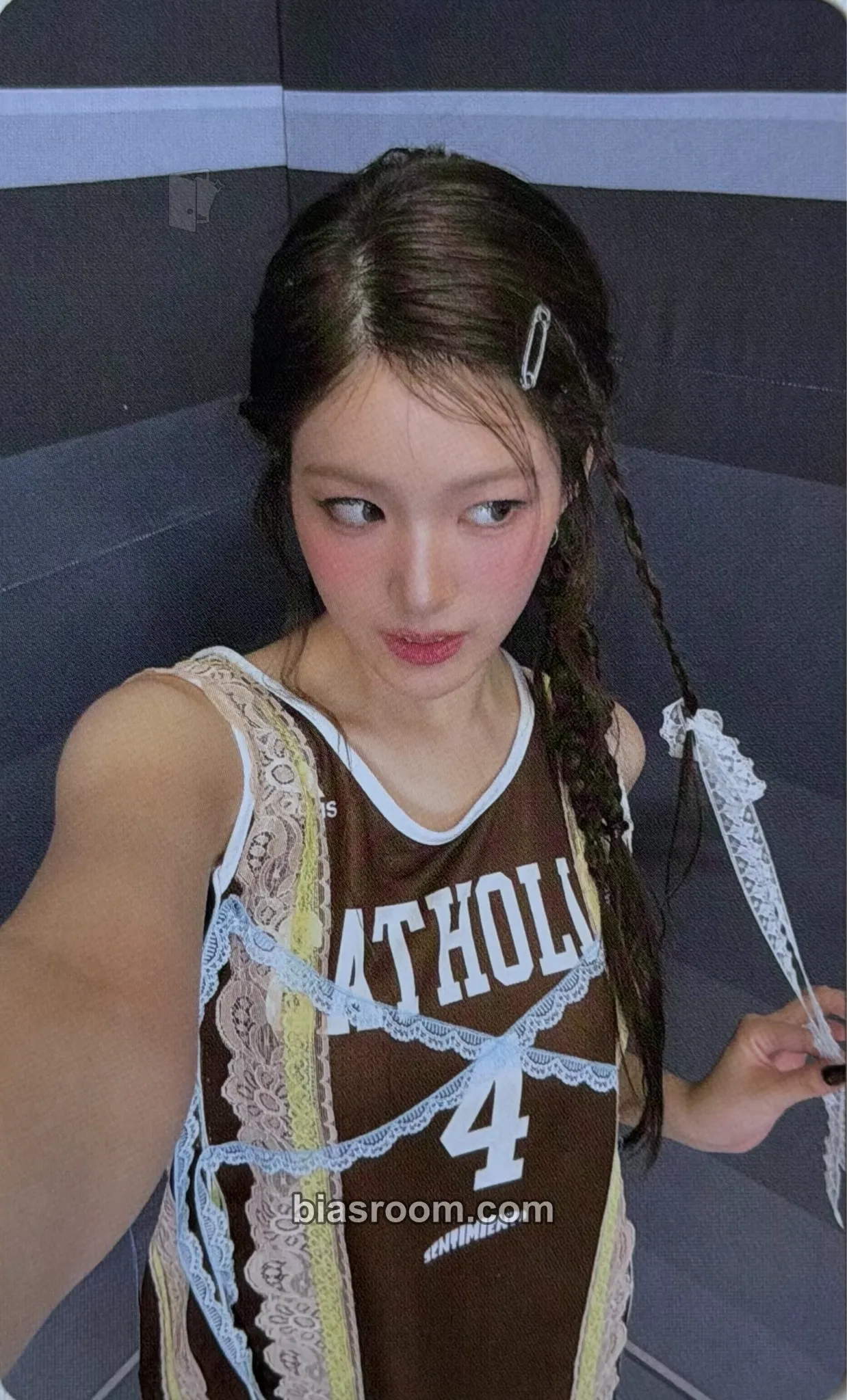 Yoon Jiyoon N/a Photocard - izna - izna K-pop photocard