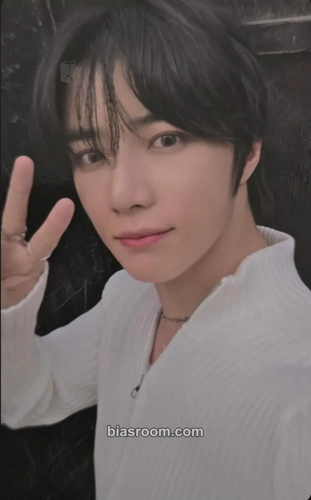TOMORROW X TOGETHER - Beomgyu - The Star Chapter: Together Album hello82