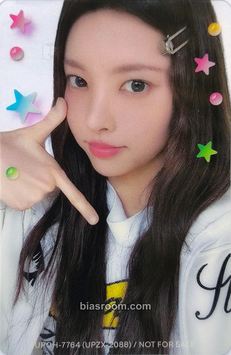 Yunah Toki Yo Tomare Photocard - ILLIT - ILLIT K-pop photocard