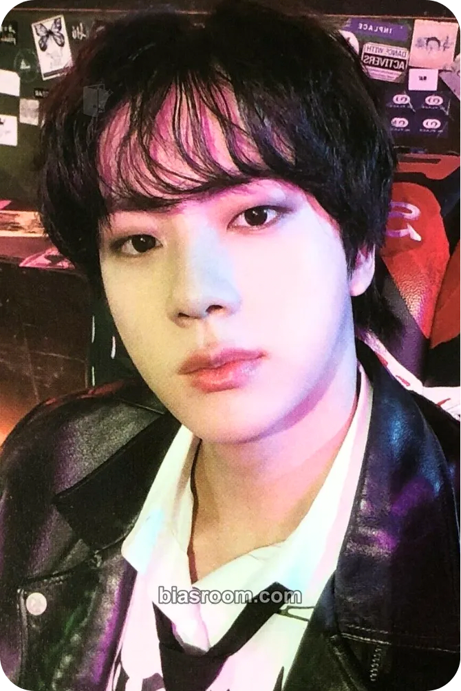 Jin 2022 Season's Greetings Photocard - BTS - BTS K-pop photocard