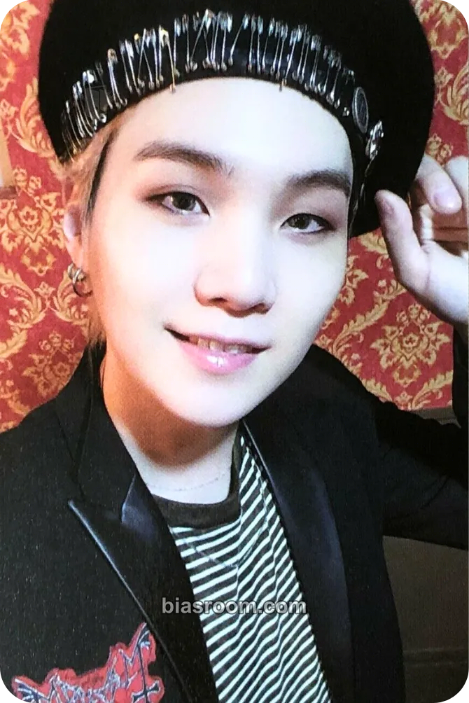 SUGA 2022 Season's Greetings Photocard - BTS - BTS K-pop photocard