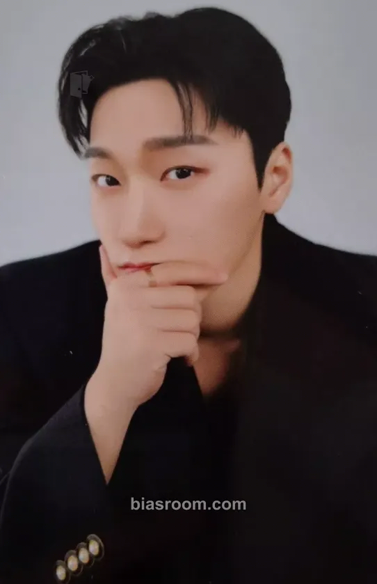 San GOLDEN HOUR : Part.1 Photocard - ATEEZ - ATEEZ K-pop photocard