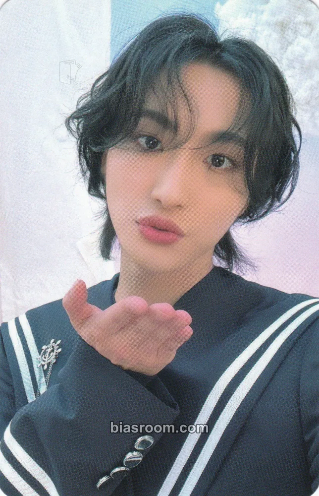 Seonghwa ANITEEZ IN ILLUSION Photocard - ATEEZ - ATEEZ K-pop photocard