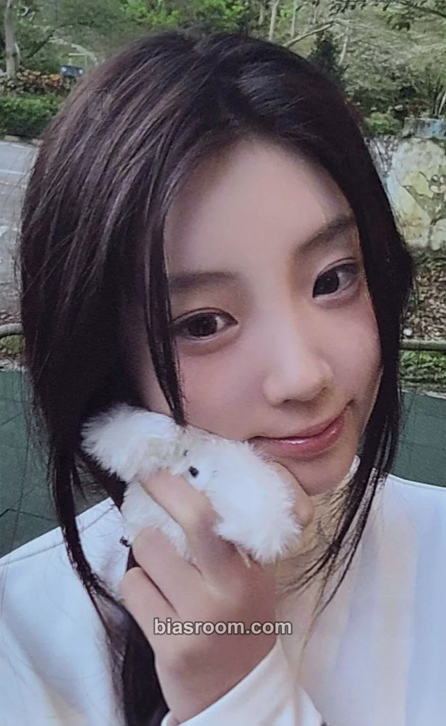 ILLIT - Wonhee - SUPER REAL ME Album weverse global pre-order benefit