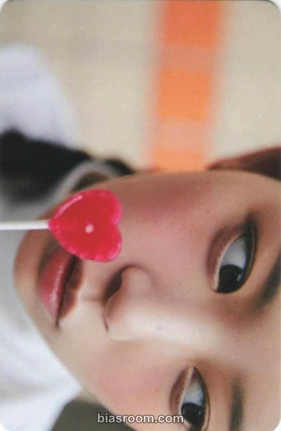 Moka SUPER REAL ME Photocard - ILLIT - ILLIT K-pop photocard