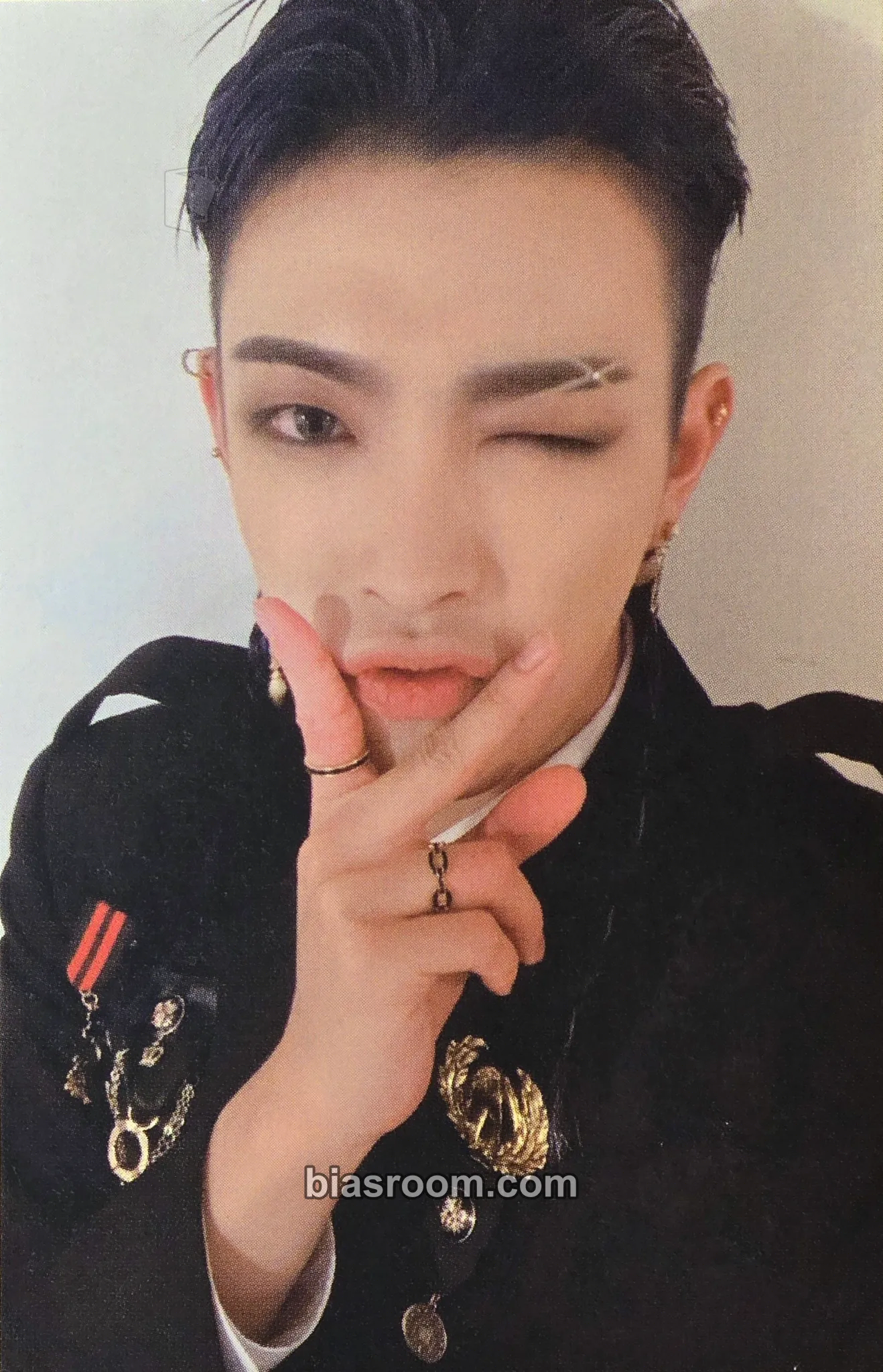 Hongjoong TREASURE EP.FIN : All To Action Photocard - ATEEZ - ATEEZ K-pop photocard