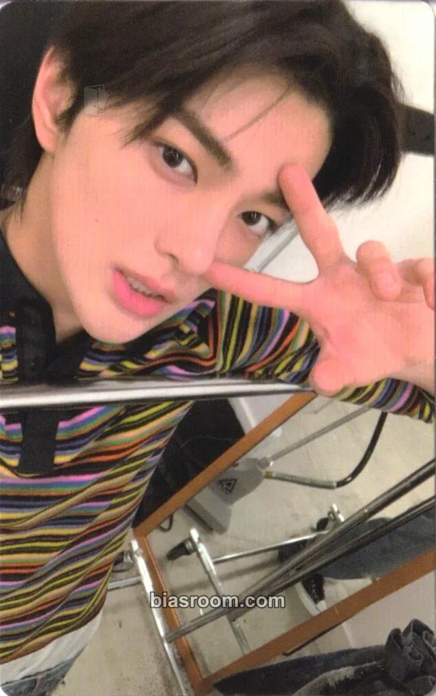 Keonho COLOR OUTSIDE THE LINES Photocard - CORTIS - CORTIS K-pop photocard