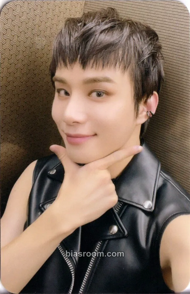 Jungwoo Ay-yo Photocard - NCT 127 - NCT 127 K-pop photocard