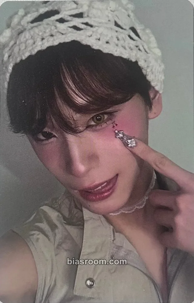 XLOV - Haru - I ONE Album album photocard special pack