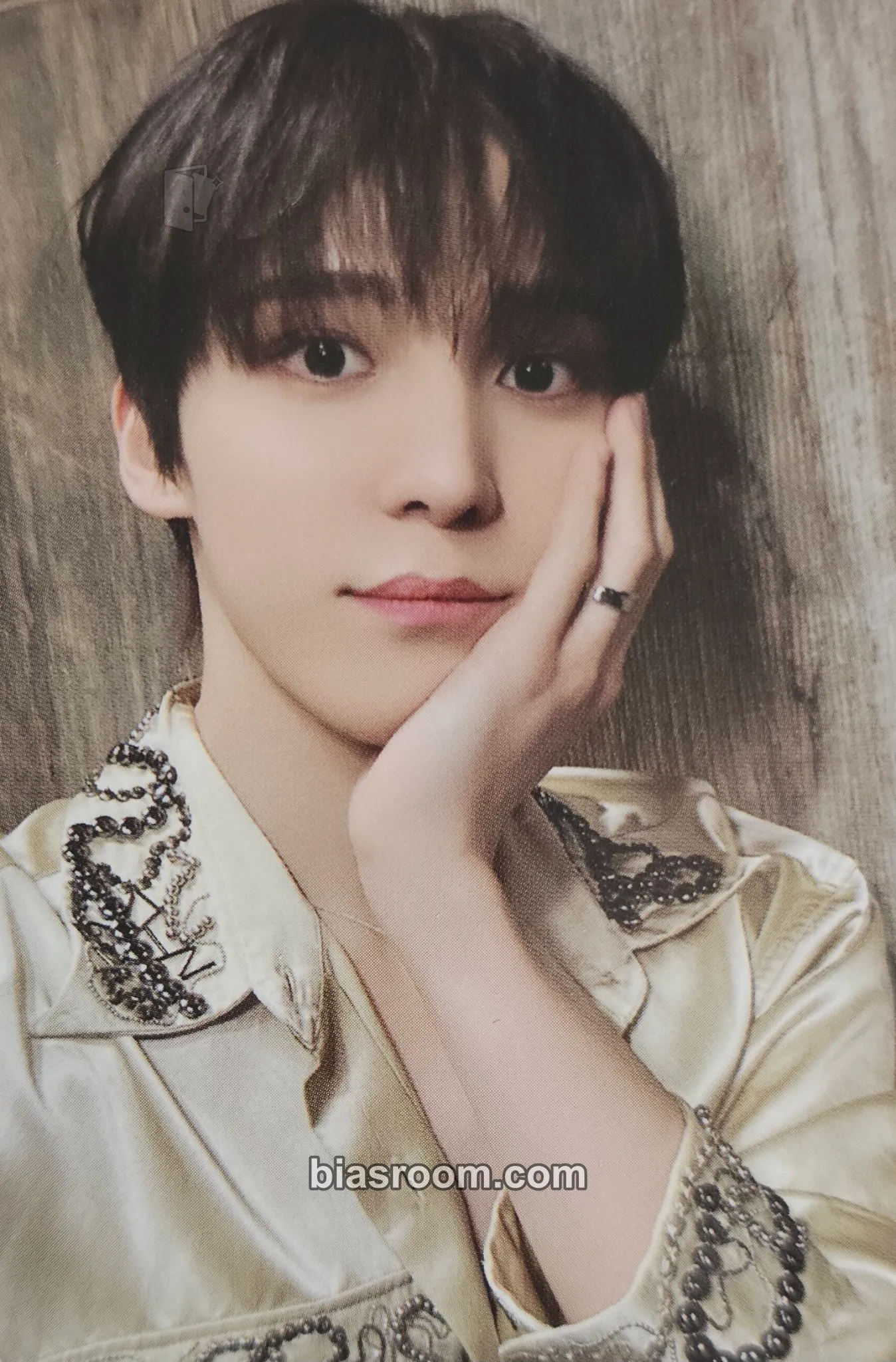 Yunho GOLDEN HOUR : Part.1 Photocard - ATEEZ - ATEEZ K-pop photocard