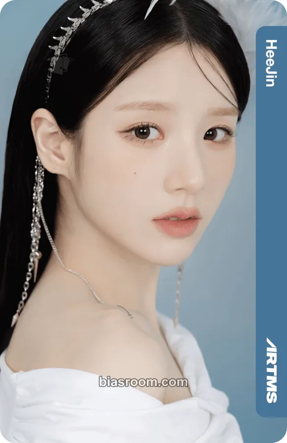 HeeJin Cream01 Physical Objekts Photocard - ARTMS - ARTMS K-pop photocard