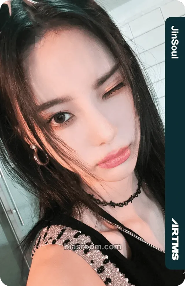ARTMS - JinSoul - ODD EYE CIRCLE 1st World Tour: Volume UP Event vip ticket benefit photocard set
