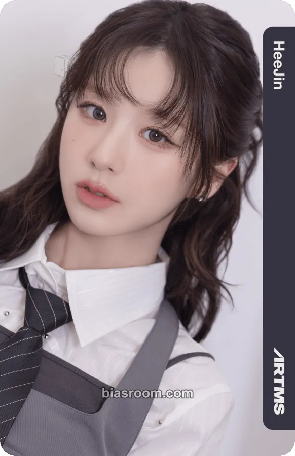HeeJin Divine01 Physical Objekts Photocard - ARTMS - ARTMS K-pop photocard