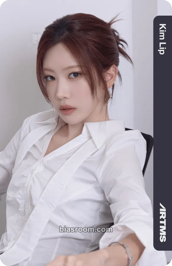 Kim Lip Divine01 Physical Objekts Photocard - ARTMS - ARTMS K-pop photocard