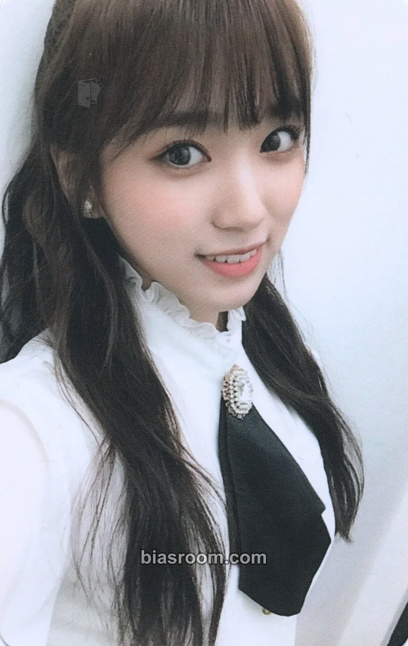 Nako COLOR*IZ Photocard - IZ*ONE - IZ*ONE K-pop photocard