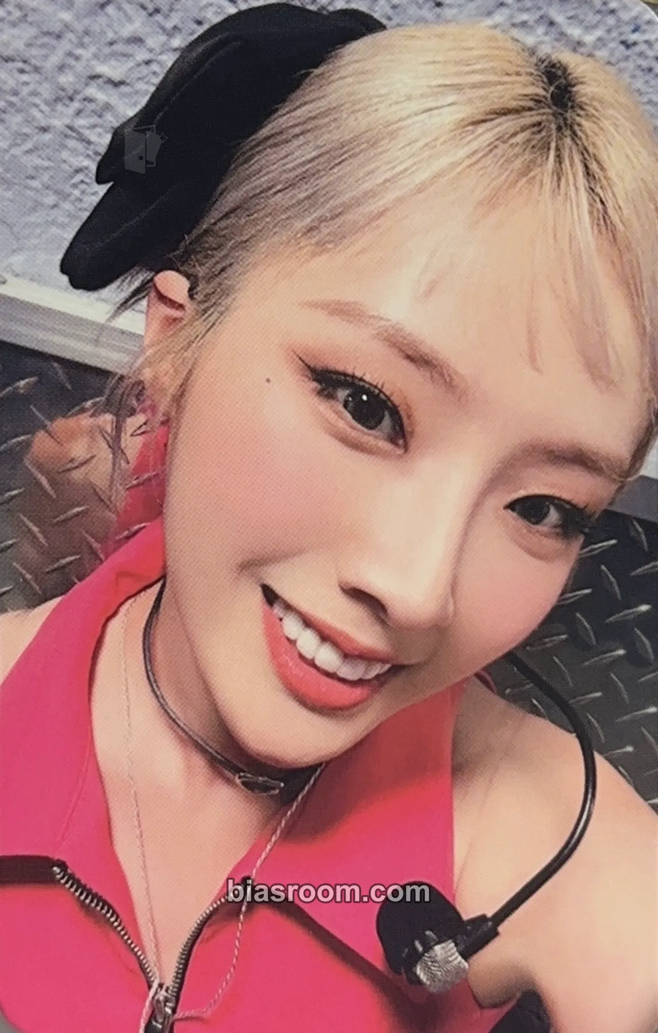 HaSeul LOONA 1st World Tour: LOONATHEWORLD Photocard - LOONA - LOONA K-pop photocard