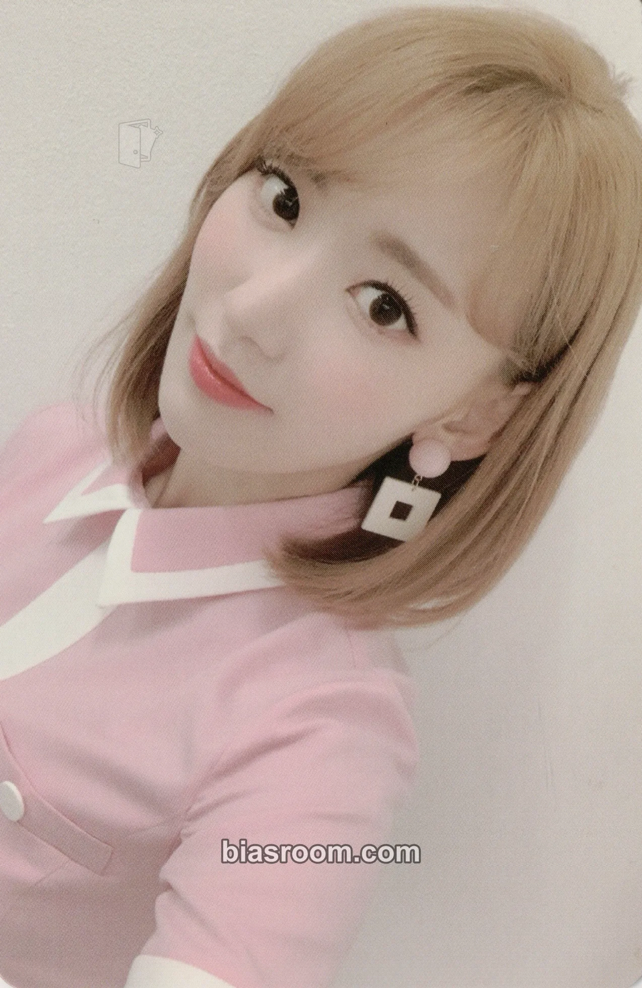 Sakura HEART*IZ Photocard - IZ*ONE - IZ*ONE K-pop photocard