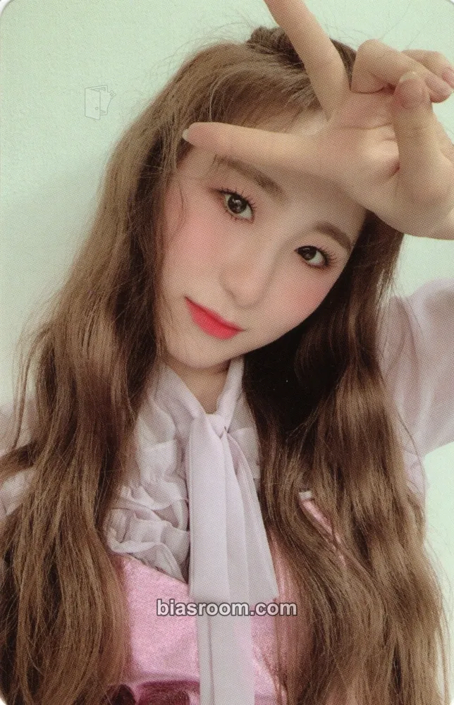 Lee Chaeyeon HEART*IZ Photocard - IZ*ONE - IZ*ONE K-pop photocard