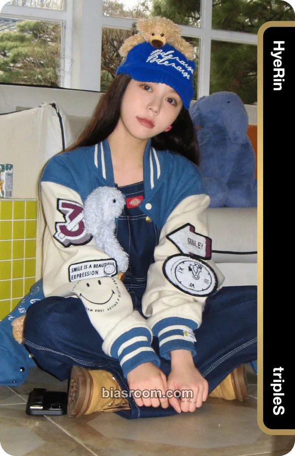 Hyerin Assemble Photocard - tripleS - tripleS K-pop photocard