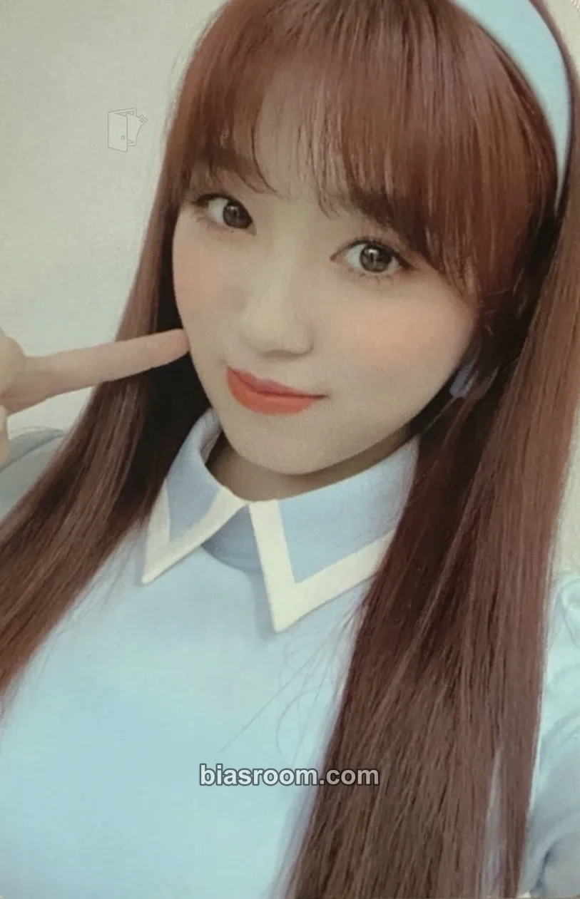 Nako HEART*IZ Photocard - IZ*ONE - IZ*ONE K-pop photocard