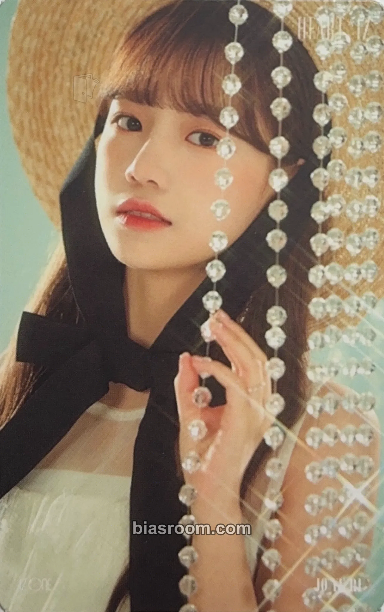 Jo Yuri HEART*IZ Photocard - IZ*ONE - IZ*ONE K-pop photocard