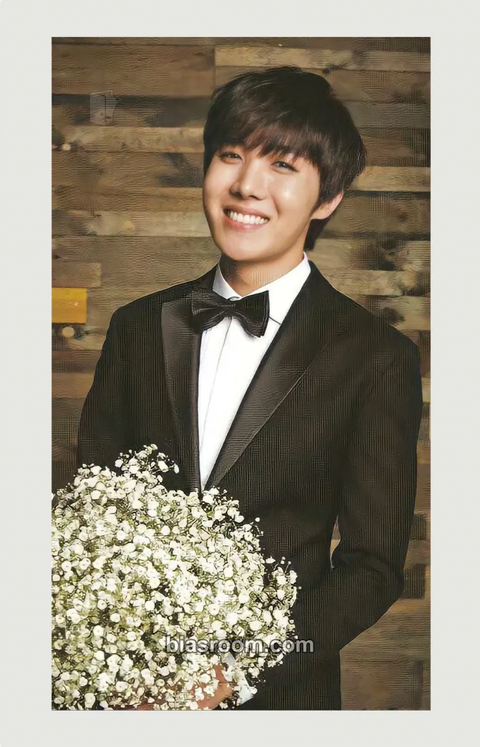 j-hope 2nd ARMY Membership Kit Photocard - BTS - BTS K-pop photocard
