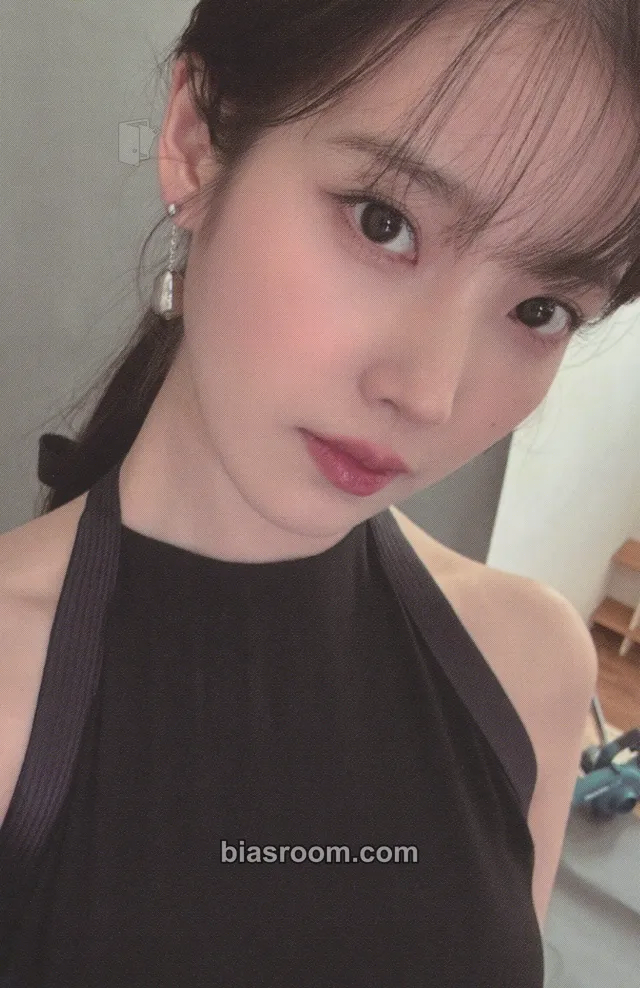 IU 2024 SEASON'S GREETINGS Photocard - IU K-pop photocard