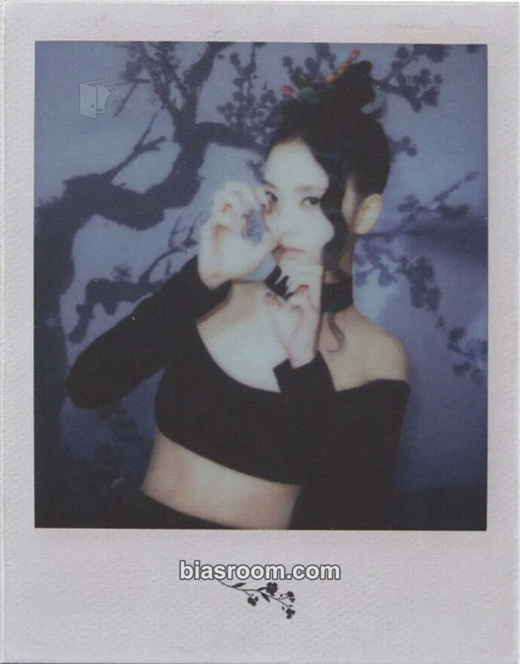 Jisoo ME (Jisoo solo) Photocard - BLACKPINK - BLACKPINK K-pop photocard