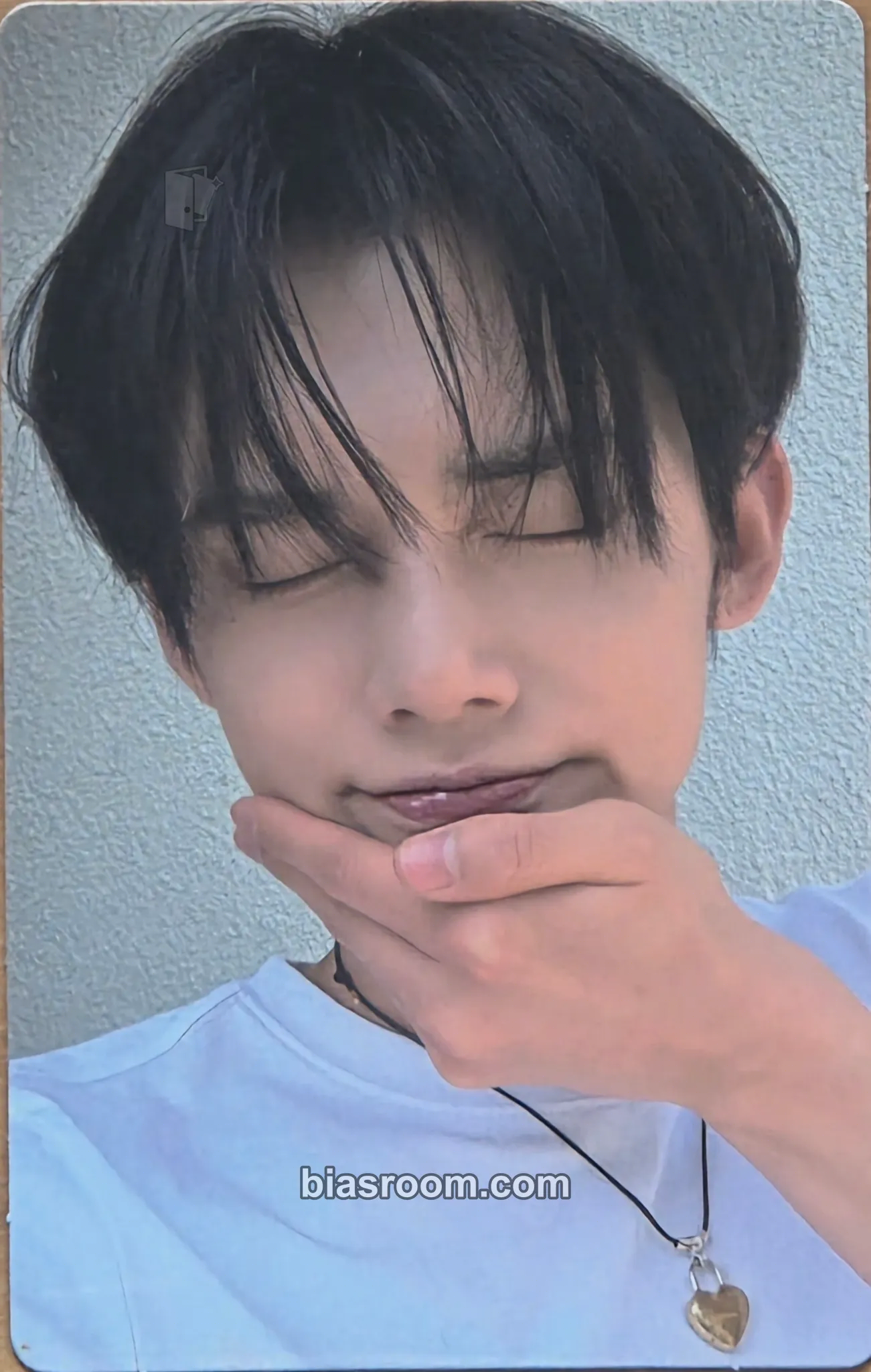 Yeonjun Love Language Photocard - TOMORROW X TOGETHER - TOMORROW X TOGETHER K-pop photocard