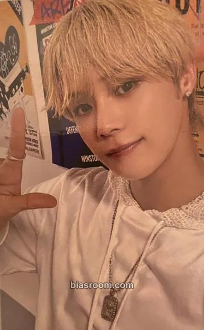 K First Howling : NOW Photocard - &TEAM - &TEAM K-pop photocard