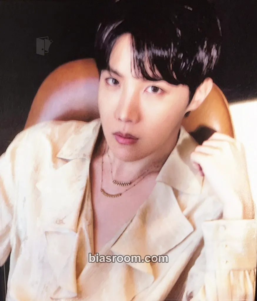 j-hope Merch Box #8 Photocard - BTS - BTS K-pop photocard