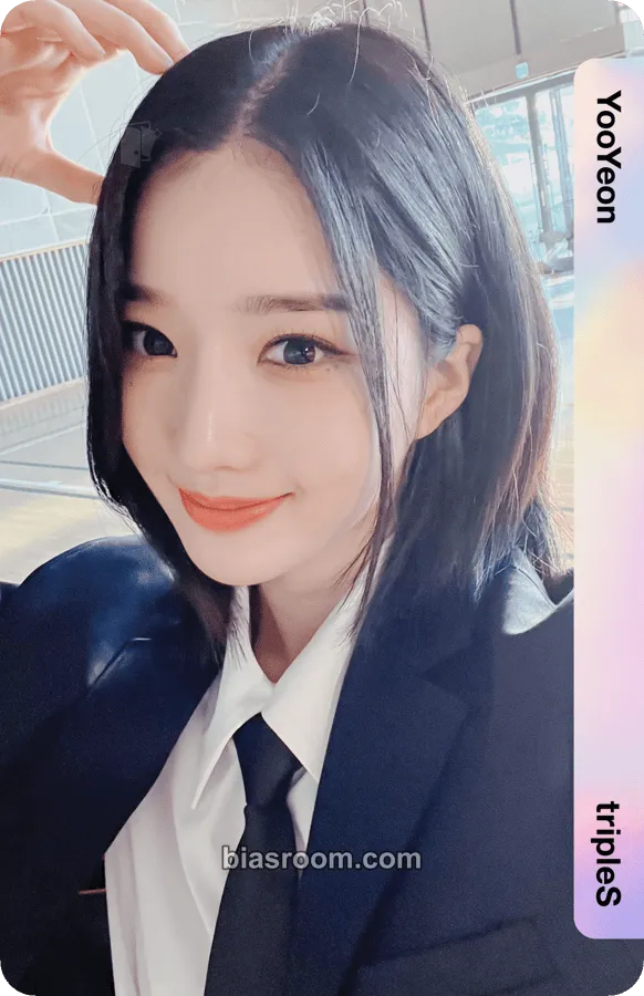 Yooyeon Mujuk Photocard - tripleS - tripleS K-pop photocard