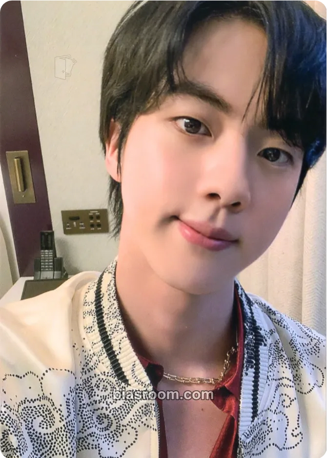 Jin Merch Box #10 Photocard - BTS - BTS K-pop photocard