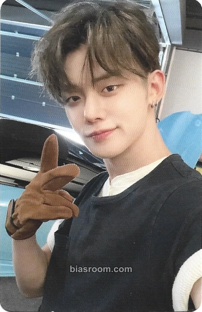 Yeonjun MOA Membership Kit 2023 Photocard - TOMORROW X TOGETHER - TOMORROW X TOGETHER K-pop photocard