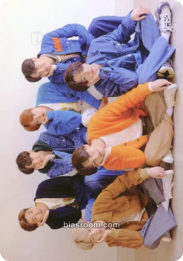 BTS - Yet To Come in Busan Event merch photocard tour hoodie