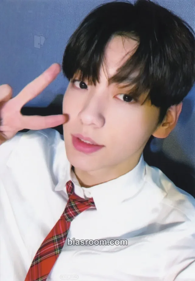 TOMORROW X TOGETHER - Soobin - MOA Bong Ver. 1 Other lightstick merch photocard