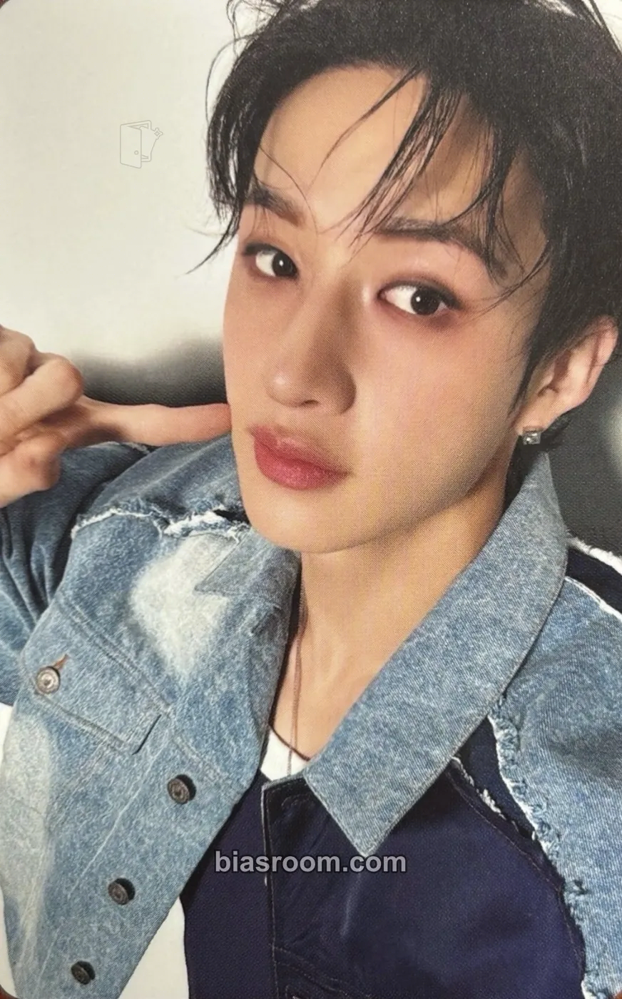 Bang Chan Hollow Photocard - Stray Kids - Stray Kids K-pop photocard
